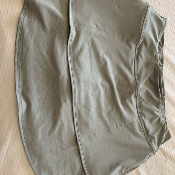 Size Large FootJoy  golf skirt - Picture 3 of 6